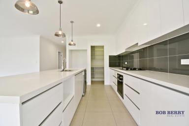 House For Lease - NSW - Dubbo - 2830 - Modern 3-Bedroom Home in Sought-After Lakeview Estate  (Image 2)