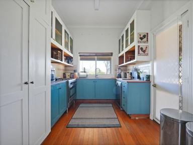 Lifestyle For Sale - NSW - Georges Plains - 2795 - Scenic 8-Acre Equestrian Lifestyle with Views and Country Charm  (Image 2)