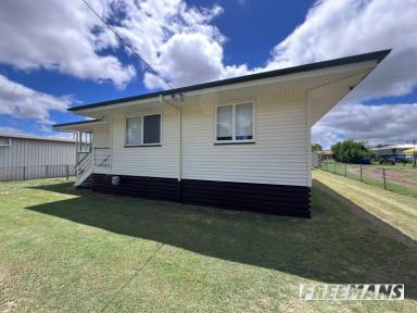 House For Sale - QLD - Kingaroy - 4610 - 1.214m2 allotment ideal future development site  (Image 2)