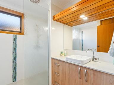 House For Lease - NSW - Old Bar - 2430 - BEACHFRONT LIVING AT ITS BEST  (Image 2)