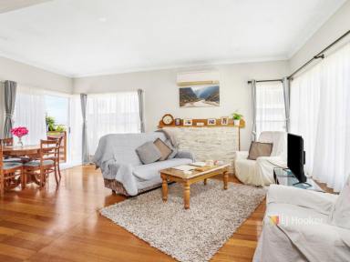 House For Lease - TAS - Devonport - 7310 - Relaxed Living in a Great Spot  (Image 2)