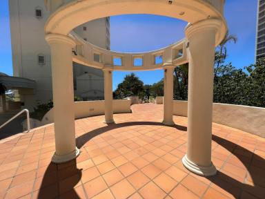 Apartment Leased - QLD - Surfers Paradise - 4217 - Stunning 2 bedroom Ocean View Apartment  (Image 2)