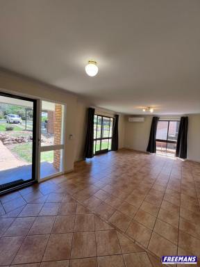 House For Lease - QLD - Kingaroy - 4610 - Neat & Comfortable Lowset Brick Home - Convenient Location  (Image 2)