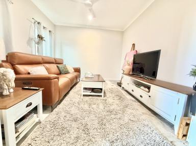 House For Sale - QLD - Bucasia - 4750 - ELEVATED FAMILY HOME IN BUCASIA  (Image 2)