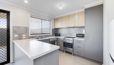 Unit Leased - VIC - Horsham - 3400 - STYLISH UNIT IN QUIET LOCATION (Image 2)