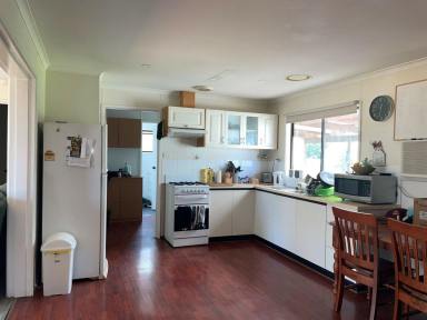 House For Lease - VIC - Stratford - 3862 - 3 BEDROOM FAMILY HOME  (Image 2)