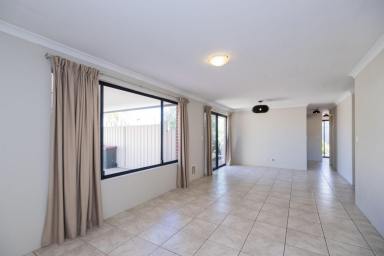 Unit Sold - WA - Carey Park - 6230 - Low-Maintenance Living in a Secure & Convenient Setting  (Image 2)