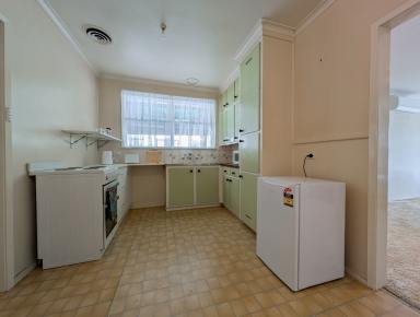 House For Sale - VIC - Kerang - 3579 - Affordable Comfort in a Quiet Kerang Location  (Image 2)