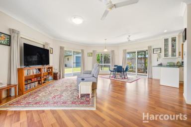 House For Sale - QLD - Biggenden - 4621 - BEAUTIFUL LOWSET HOME, WITH MOUNTAIN VIEWS  (Image 2)