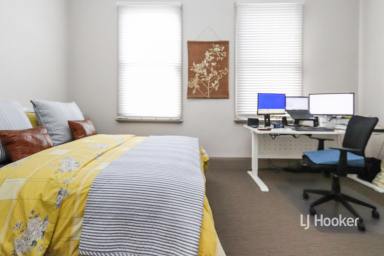 Apartment For Lease - NSW - Inverell - 2360 - 3 Bedroom Unit, Conveniently Located  (Image 2)