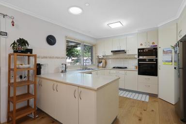 House For Sale - VIC - Longwarry - 3816 - OUTDOOR SPACE (Image 2)