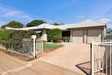 House For Sale - VIC - Mildura - 3500 - Comfort, Space and Practical Living (Image 2)