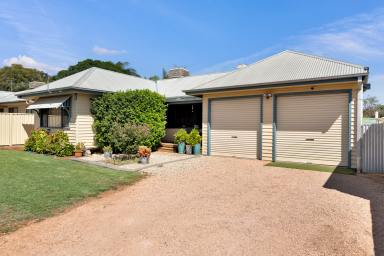 House For Sale - VIC - Mildura - 3500 - Comfort, Space and Practical Living (Image 2)