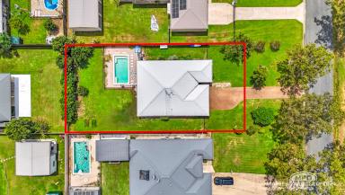 House For Sale - QLD - Mareeba - 4880 - MODERN LIVING WITH POOL & VERSATILE SPACES IN SOUGHT-AFTER AMAROO (Image 2)