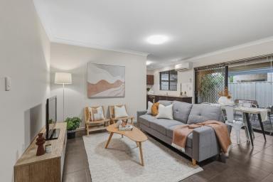 Villa For Sale - WA - Ashfield - 6054 - Modern Living in Superb Locale!  (Image 2)