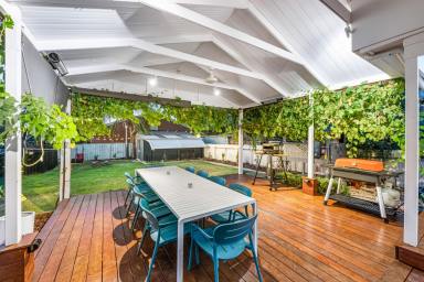 House For Sale - VIC - Mildura - 3500 - MOVE STRAIGHT IN & ENJOY (Image 2)