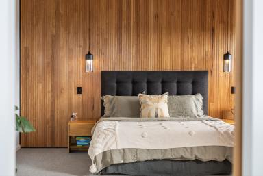 House Auction - NSW - Kiama - 2533 - A Three-Level Award-Winning Entertainer's Haven  (Image 2)