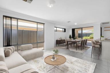 House For Sale - WA - Secret Harbour - 6173 - Modern Coastal Family Lifestyle with Energy Efficiency  (Image 2)