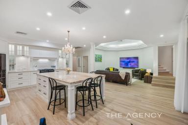 House For Sale - WA - Swan View - 6056 - Superb Quality - Superb Location  (Image 2)