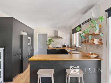 House For Sale - VIC - Flora Hill - 3550 - Perfect ready-made investment in Flora Hill  (Image 2)