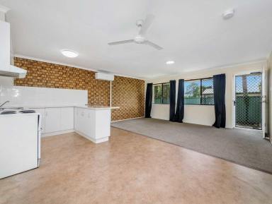 Unit For Sale - NSW - Casino - 2470 - Well Positioned Unit  (Image 2)