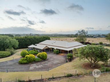 Acreage/Semi-rural For Sale - VIC - Boneo - 3939 - Classic Country Living Across 20 Acres  (Image 2)