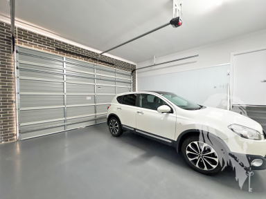 House For Sale - NSW - Narrabri - 2390 - A TOUCH OF LUXURY IN THE HEART OF NARRABRI (Image 2)