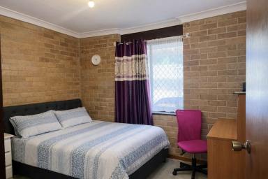 Unit For Lease - NSW - Nowra - 2541 - One Bedroom Unit (Image 2)
