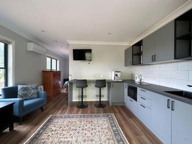 Flat For Lease - NSW - Bundanoon - 2578 - Rural granny flat  (Image 2)