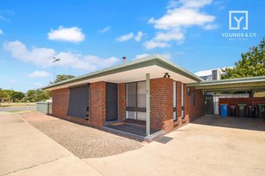 Unit For Sale - VIC - Mooroopna - 3629 - Low-Maintenance Living – Ideal Location  (Image 2)