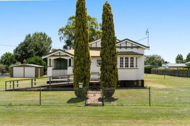 Lifestyle For Sale - QLD - Allora - 4362 - Classic Queenslander Living on a Rare 4,047m² in Allora  (Image 2)