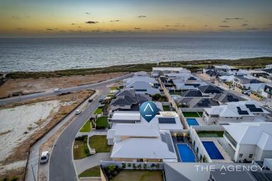 House For Sale - WA - Jindalee - 6036 - Living The Coastal Dream  (Image 2)