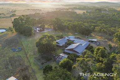 Acreage/Semi-rural For Sale - WA - Youngs Siding - 6330 - The Iconic Surf Gallery  (Image 2)