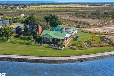 House For Sale - VIC - Port Albert - 3971 - WATERFRONT VIEWS THAT WILL NEVER CHANGE  (Image 2)