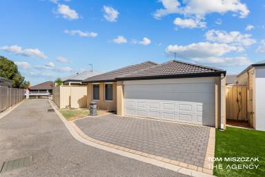 House For Sale - WA - Maida Vale - 6057 - Value Packed 4 bed, 2 bath Home in an Outstanding Position  (Image 2)