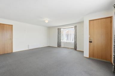 House For Lease - TAS - Glenorchy - 7010 - Comfortable 2 Bedroom Unit Available Now  (Image 2)