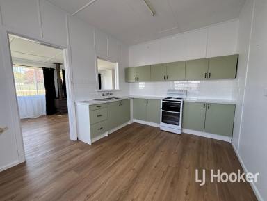 House For Lease - NSW - Inverell - 2360 - 3-Bed Family Home with Spacious Yard  (Image 2)
