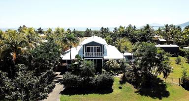 House For Sale - QLD - Cardwell - 4849 - Fantastic opportunity – Immaculate 2 bedroom, 2 bath townhouse/villa, fully furnished with pool  (Image 2)