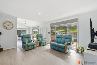 House For Sale - NSW - Batehaven - 2536 - ONE FOR THE FAMILY (Image 2)