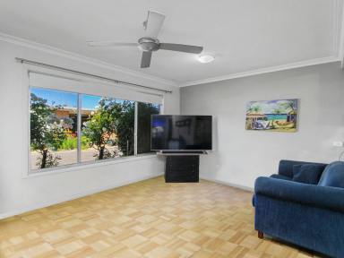 House For Sale - VIC - Bairnsdale - 3875 - WEST BAIRNSDALE UNIT  (Image 2)