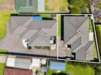 Unit For Sale - NSW - Old Bar - 2430 - EASY COASTAL LIFESTYLE  (Image 2)