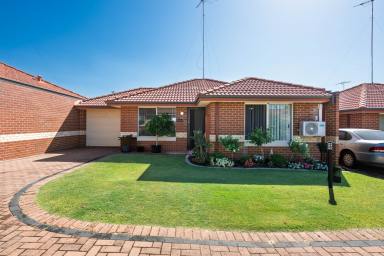 House For Sale - WA - Erskine - 6210 - UNDER OFFER AT FIRST HOME OPEN  (Image 2)
