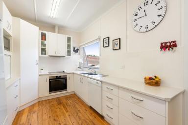 House For Sale - QLD - Rangeville - 4350 - Beautifully Presented East Side Character Home  (Image 2)