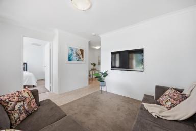 Unit For Sale - WA - Willagee - 6156 - The Perfect Parkside Pleaser  (Image 2)