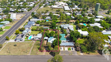 House For Sale - NSW - Narrabri - 2390 - TWO LOTS IN A BLUE-CHIP POCKET  (Image 2)