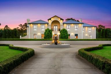 Lifestyle For Sale - NSW - Wagga Wagga - 2650 - FIVE STAR LUXURY ON THE MURRUMBIDGEE RIVER  (Image 2)