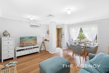 Villa For Sale - WA - Attadale - 6156 - Elegant Home I Perfect Location I Exceptional Lifestyle  (Image 2)