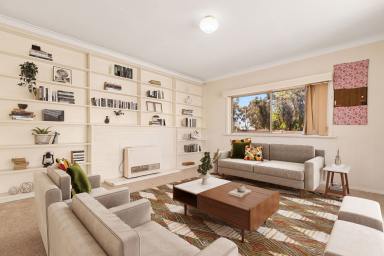 House For Sale - VIC - Merbein - 3505 - A Practical Home with Dual Property Access in Merbein  (Image 2)