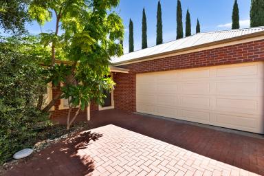 House For Sale - VIC - Mildura - 3500 - Modern, Low Maintenance Townhouse with Double Garage  (Image 2)
