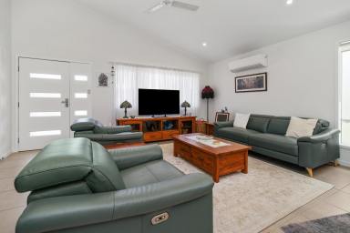 House For Sale - NSW - Fern Bay - 2295 - ELEGANT OVER-50's LIVING AT PALM LAKE RESORT  (Image 2)